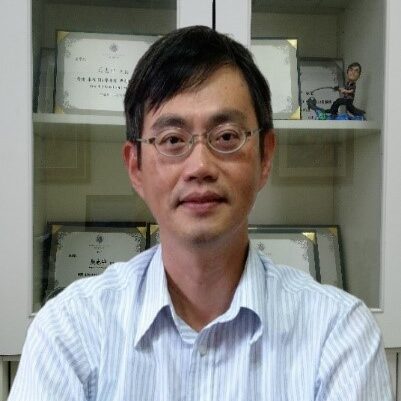 Professor, Chin-Chung Wu 